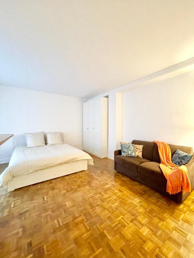 Appartement Tour Eiffel - Seine à Paris Extérieur photo